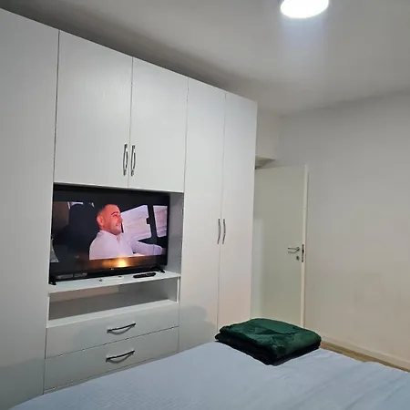 Apartment Main Apartment Pazari I Ri 1 Tirana
