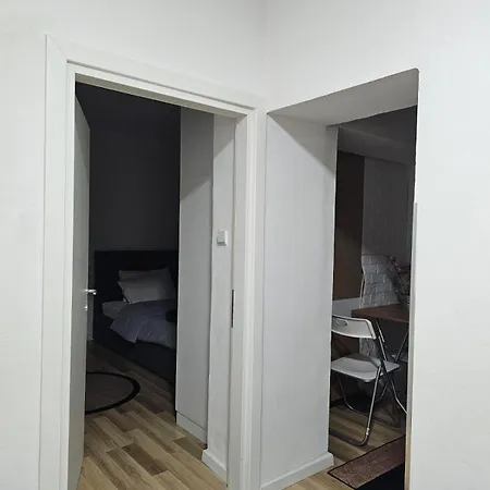 Main Apartment Pazari I Ri 1 Apartment *