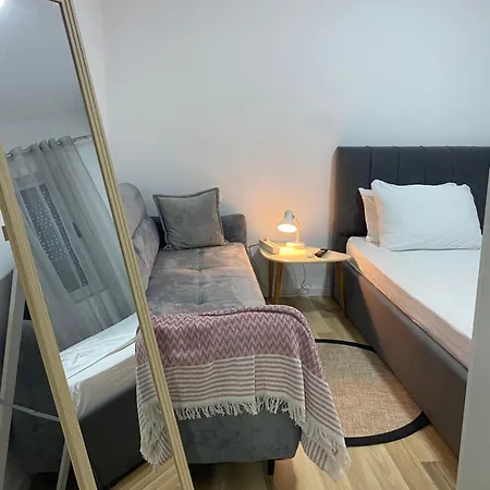 Apartment Main Apartment Pazari I Ri 1